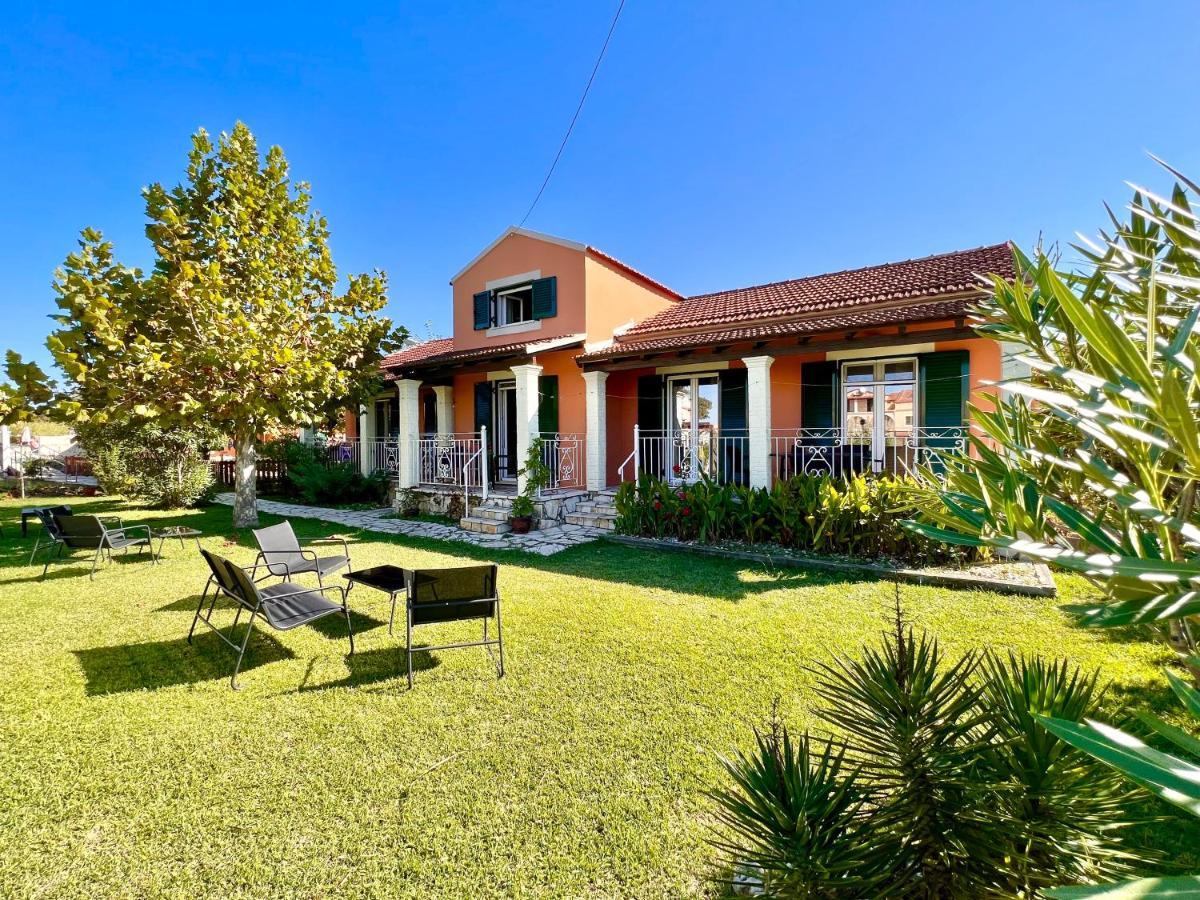 אצ'ארבי Asteraki Beach House By Dadovillas מראה חיצוני תמונה